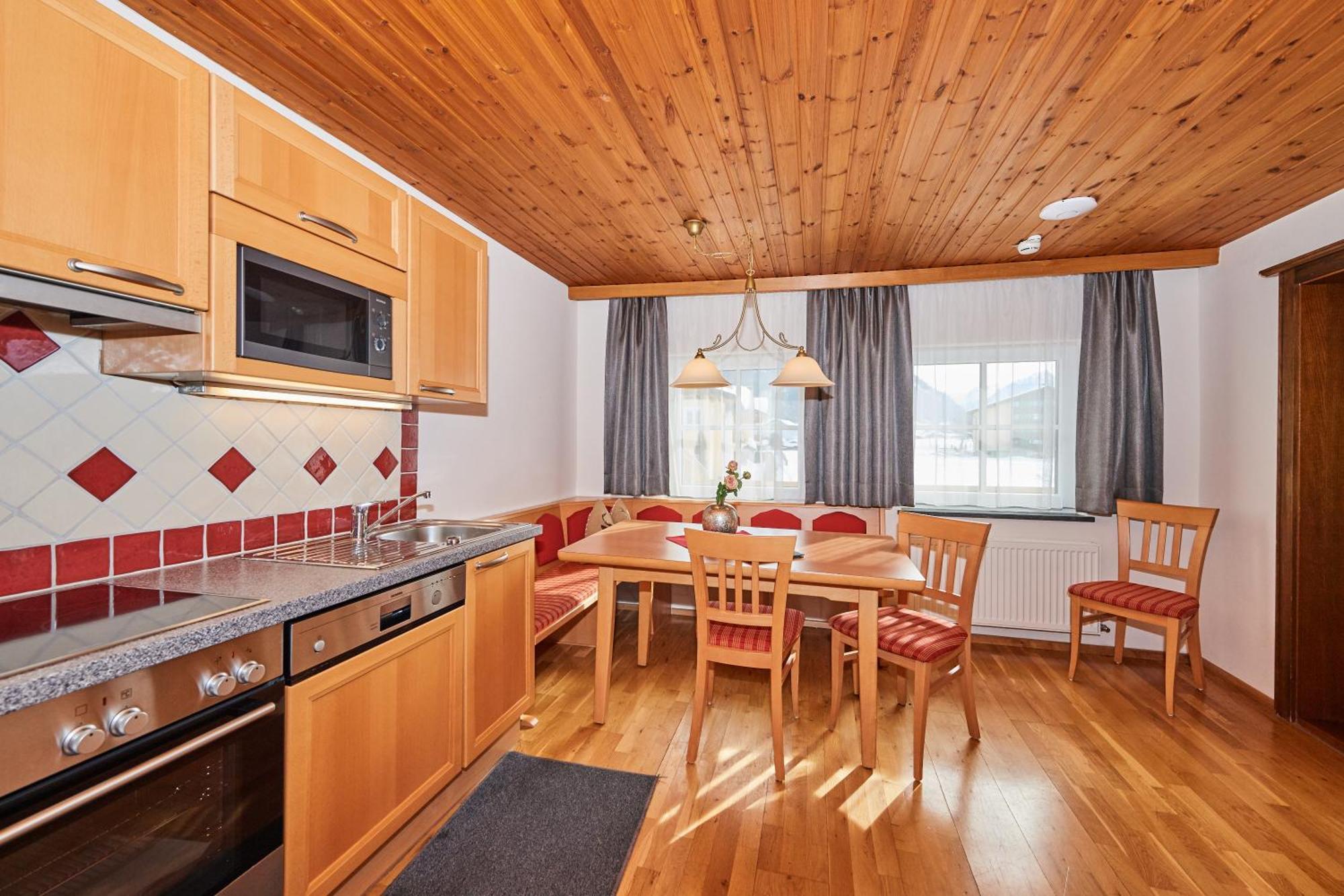 Aparthotel Rainerhof Flachau Habitación foto