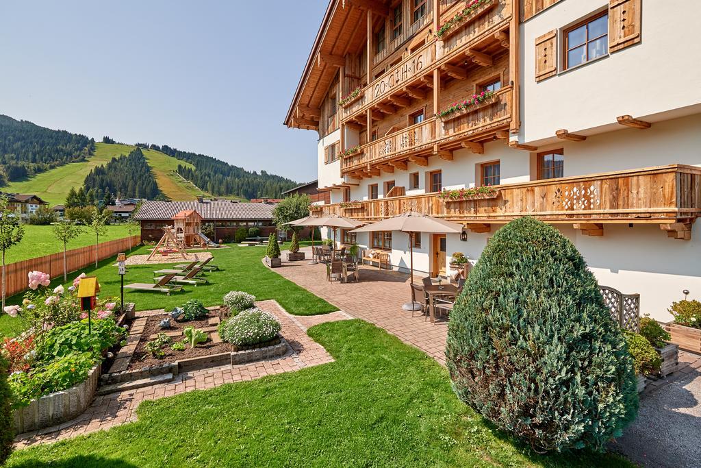Aparthotel Rainerhof Flachau Exterior foto